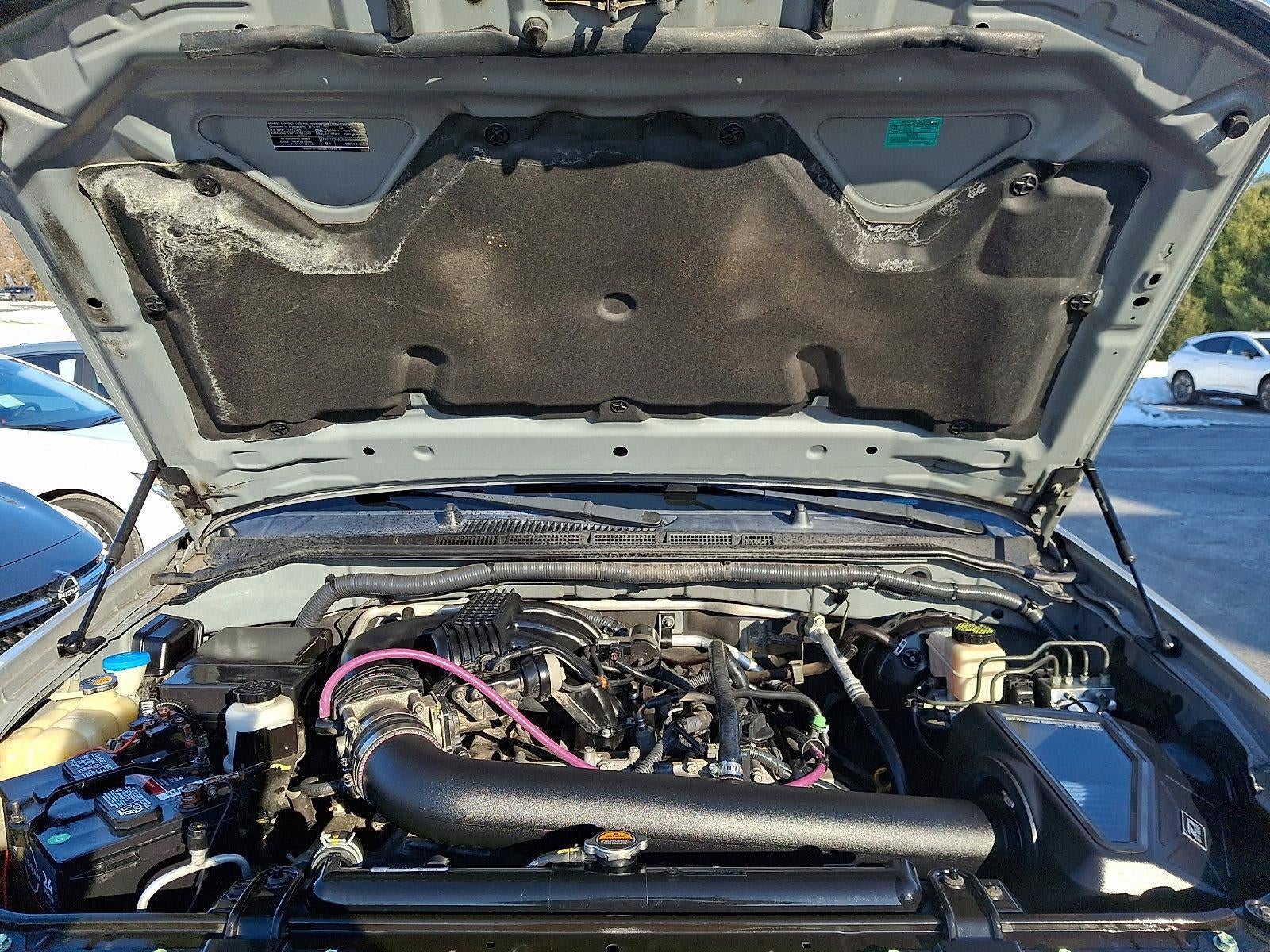 2015 Nissan Frontier 4WD Crew Cab LWB Auto SV