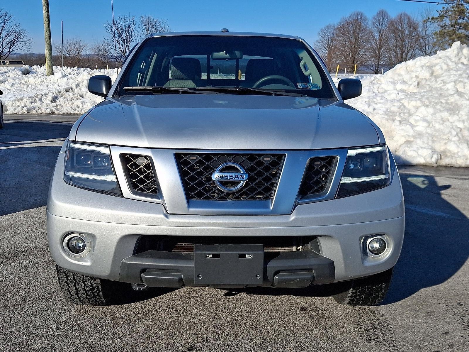 2015 Nissan Frontier 4WD Crew Cab LWB Auto SV