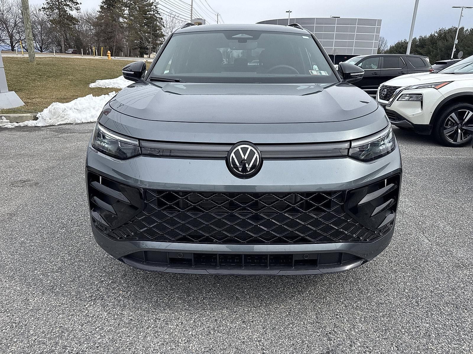 2025 Volkswagen Tiguan 2.0T SE R-Line Black 4MOTION