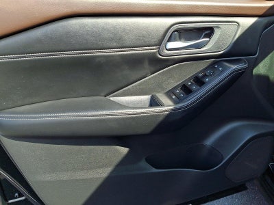 2023 Nissan Rogue AWD SV