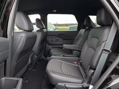 2025 Nissan Pathfinder Rock Creek 4WD