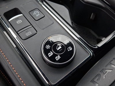 2025 Nissan Pathfinder Rock Creek 4WD