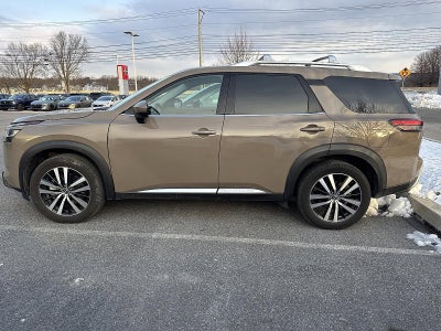 2023 Nissan Pathfinder Platinum 4WD