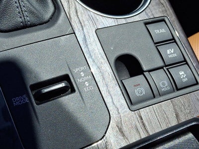 2024 Toyota Highlander Hybrid Platinum AWD (Natl)
