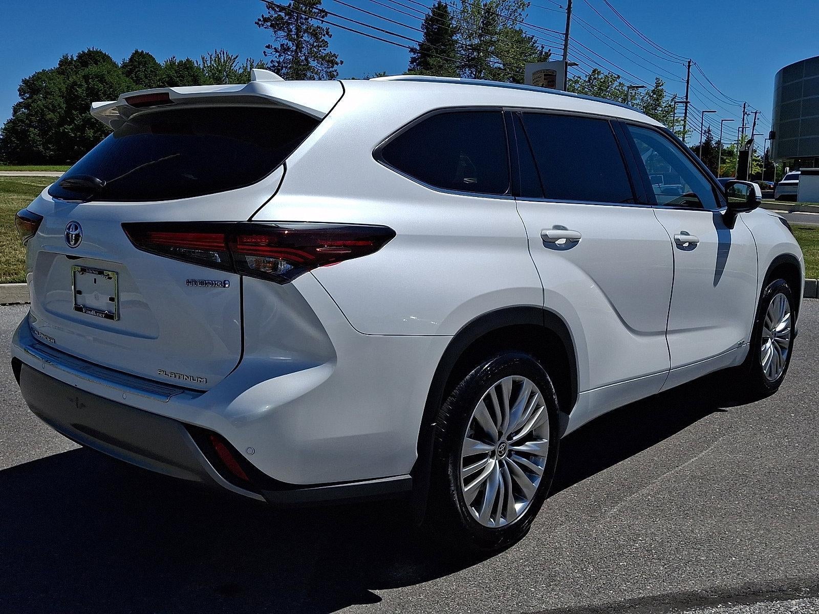 2024 Toyota Highlander Hybrid Platinum AWD (Natl)