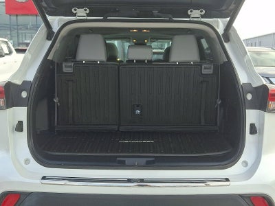 2023 Toyota Highlander Hybrid XLE AWD (Natl)