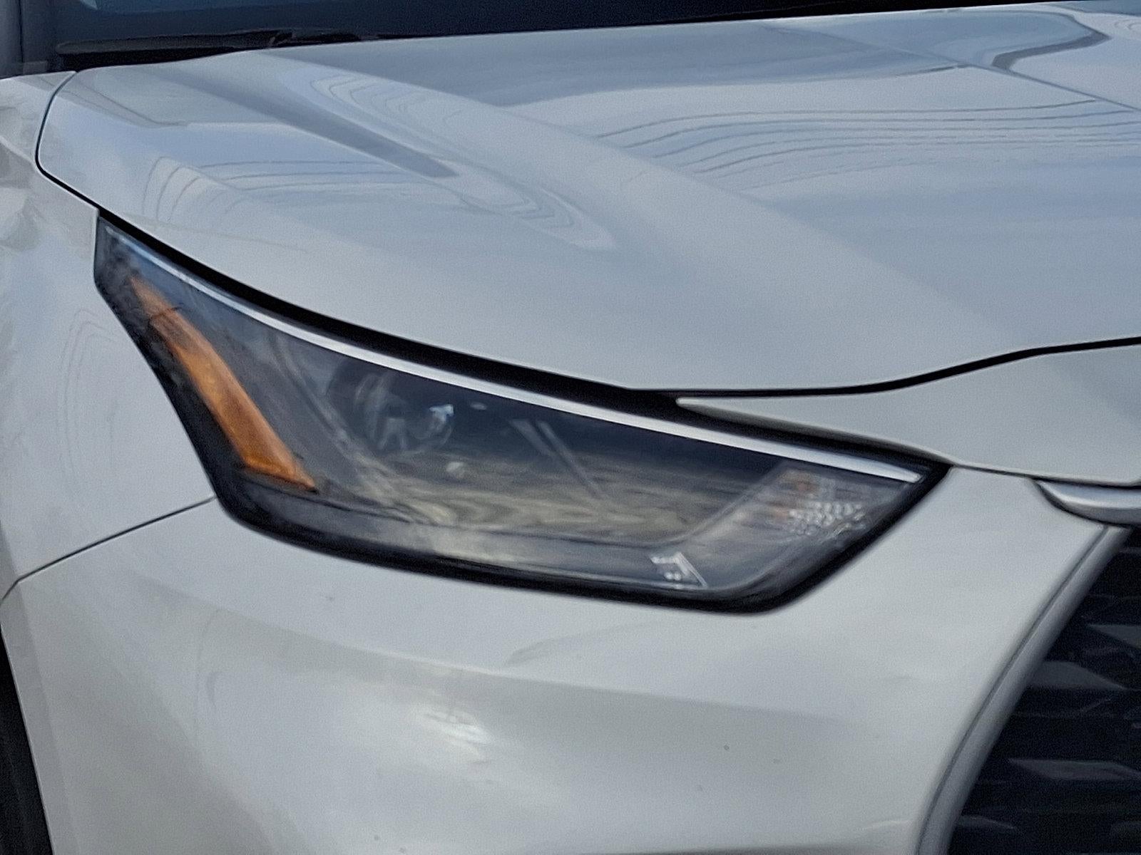 2023 Toyota Highlander Hybrid XLE AWD (Natl)