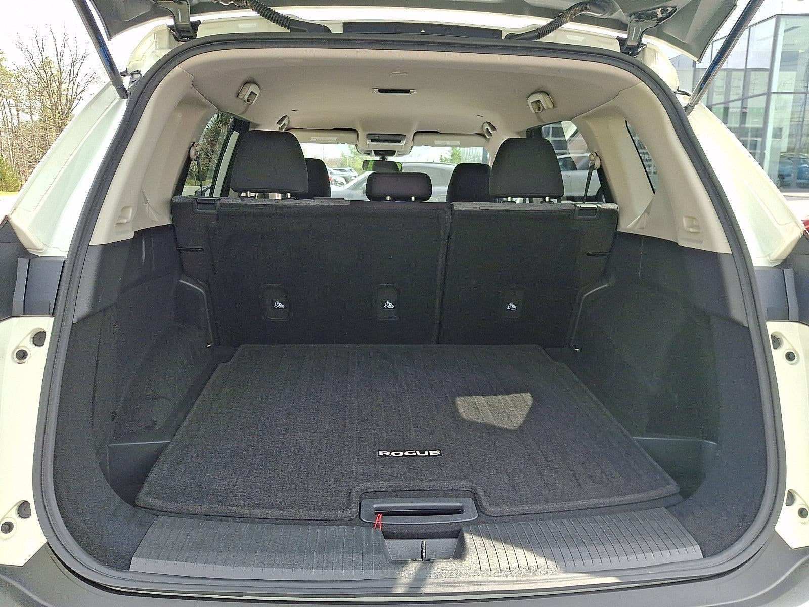 2023 Nissan Rogue AWD SV *Ltd Avail*