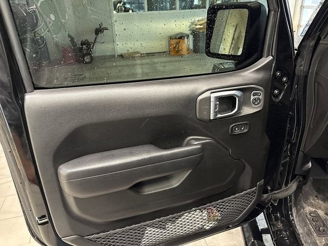 2023 Jeep Gladiator Willys 4x4