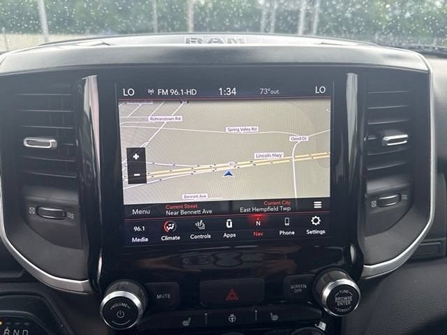2020 RAM 1500 Big Horn Crew Cab 4x4 5'7" Box