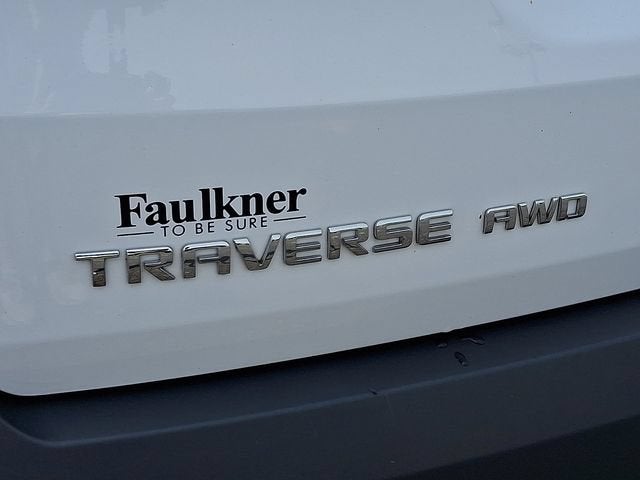 2023 Chevrolet Traverse LT Cloth
