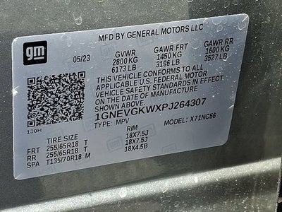2023 Chevrolet Traverse LT Cloth