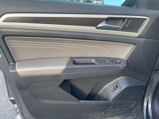 2021 Volkswagen Atlas 3.6L V6 SE w/Technology