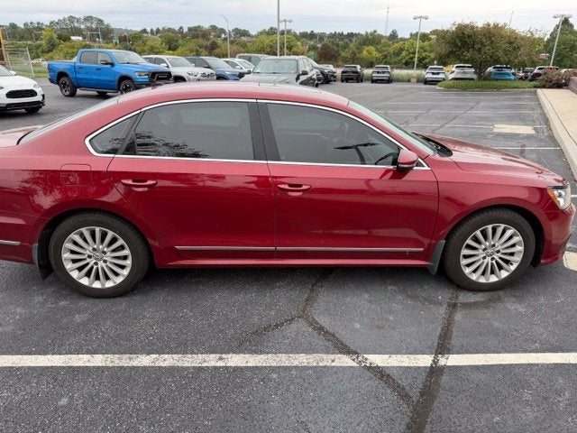 2016 Volkswagen Passat 1.8T SE