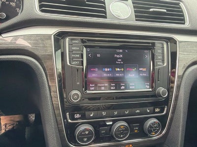 2016 Volkswagen Passat 1.8T SE
