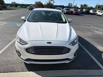 2020 Ford Fusion SE