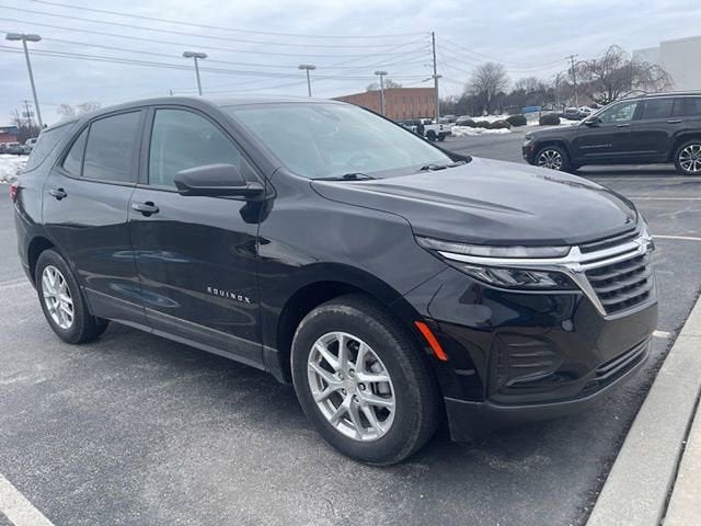 2023 Chevrolet Equinox LS