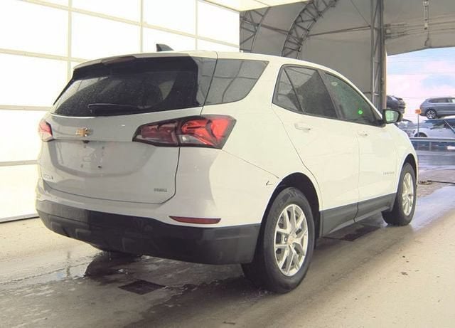 2022 Chevrolet Equinox LS