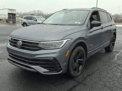 2024 Volkswagen Tiguan SE R-Line Black