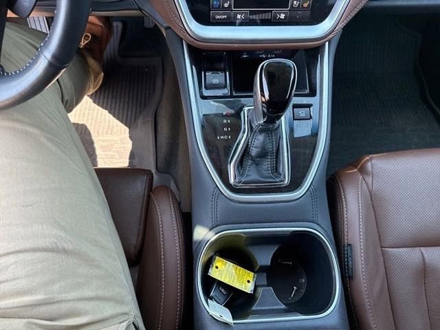 2022 Subaru Outback Touring XT