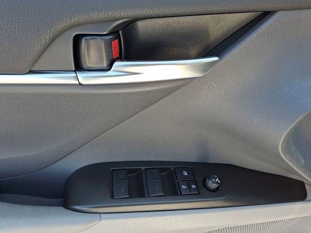 2024 Toyota Camry Hybrid LE