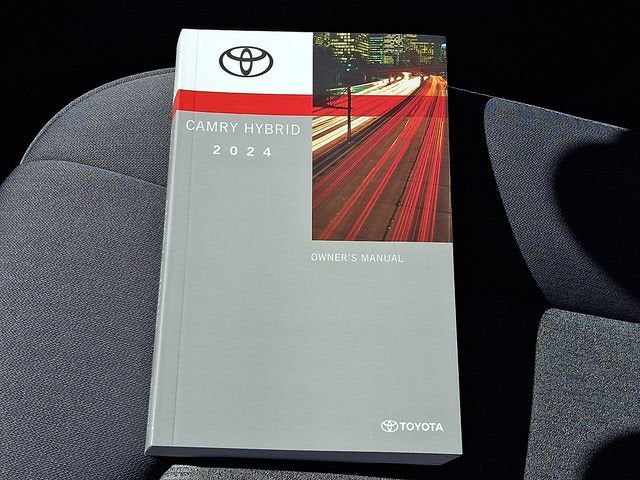 2024 Toyota Camry Hybrid LE