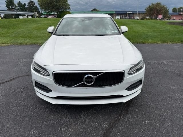 2018 Volvo S90 T5 Momentum
