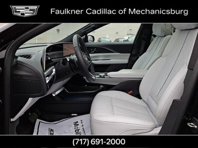 2024 Cadillac LYRIQ Luxury 1