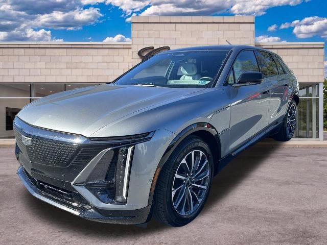 2024 Cadillac LYRIQ Sport 2