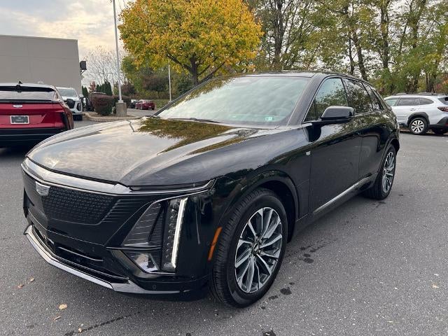 2024 Cadillac LYRIQ Sport 2