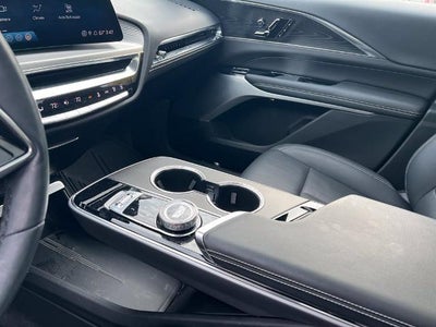 2024 Cadillac LYRIQ Sport 2