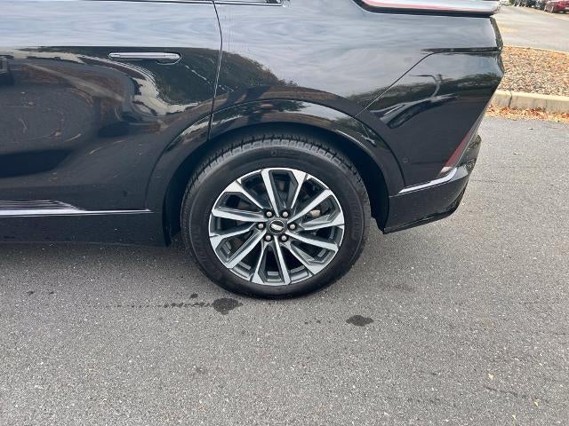 2024 Cadillac LYRIQ Sport 2