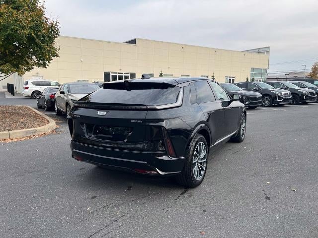 2024 Cadillac LYRIQ Sport 2