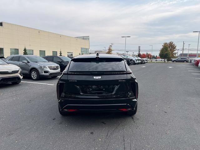 2024 Cadillac LYRIQ Sport 2