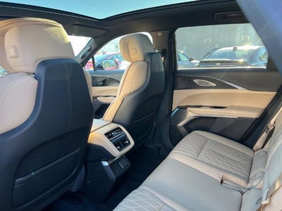 2024 Cadillac LYRIQ Sport 3