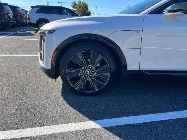 2024 Cadillac LYRIQ Sport 3