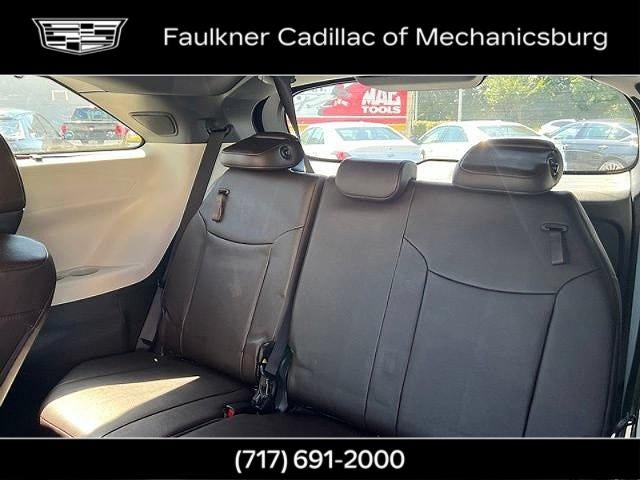 2023 Toyota Sienna Platinum