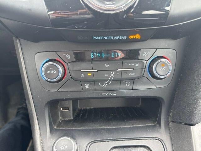 2016 Ford Focus 4dr Sdn SE