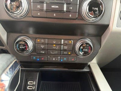 2020 Ford F-150 LARIAT 4WD SuperCrew 5.5' Box