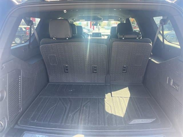 2022 Chevrolet Suburban 4WD RST