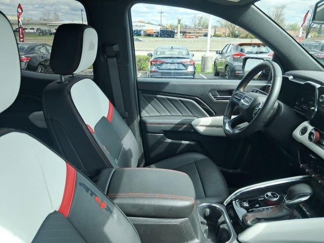 2024 GMC Canyon Crew Cab Short Box 4-Wheel Drive AT4X