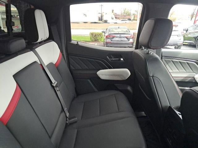 2024 GMC Canyon Crew Cab Short Box 4-Wheel Drive AT4X