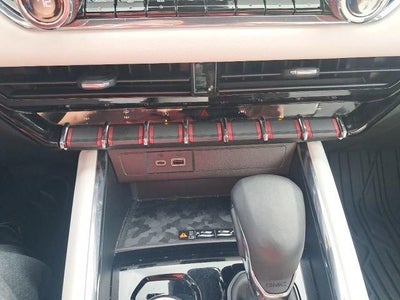 2024 GMC Canyon Crew Cab Short Box 4-Wheel Drive AT4X