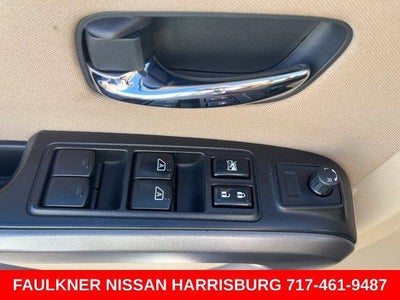2015 Nissan Titan 4WD Crew Cab Short Bed SV