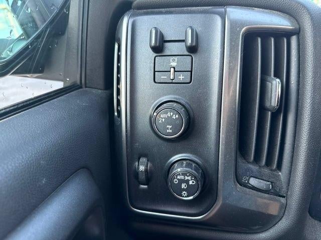 2019 Chevrolet Silverado 1500 LD Double Cab Standard Box 4-Wheel Drive LT Z71