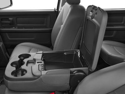 2017 RAM 1500 Express 4x2 Crew Cab 5'7" Box