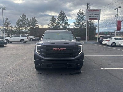 2022 GMC Sierra 1500 Crew Cab Short Box 4-Wheel Drive Elevation 3SB