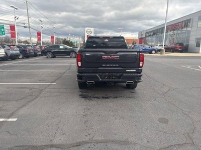 2022 GMC Sierra 1500 Crew Cab Short Box 4-Wheel Drive Elevation 3SB