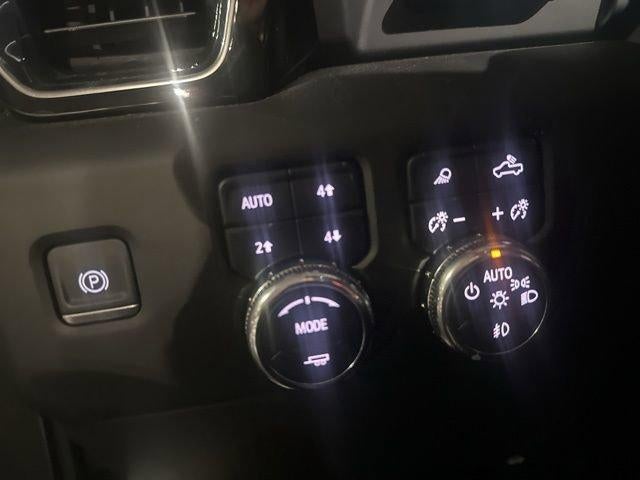 2023 GMC Sierra 1500 Crew Cab Short Box 4-Wheel Drive Denali