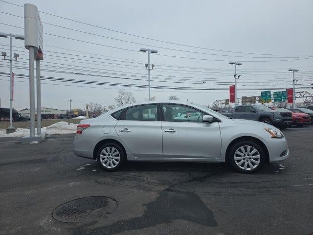 2015 Nissan Sentra 4dr Sdn I4 Manual S